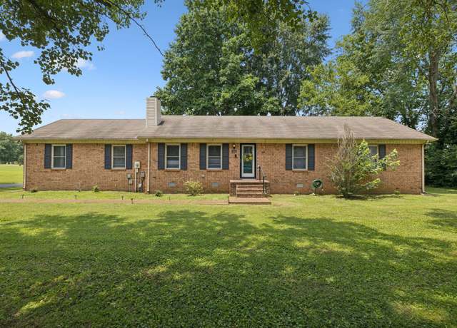 Property at 5003 Hays Dr, Columbia, TN 38401, 4 beds, 3 baths