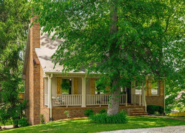 Property at 405 Timberlake Dr, Springfield, TN 37172, 3 beds, 2 baths
