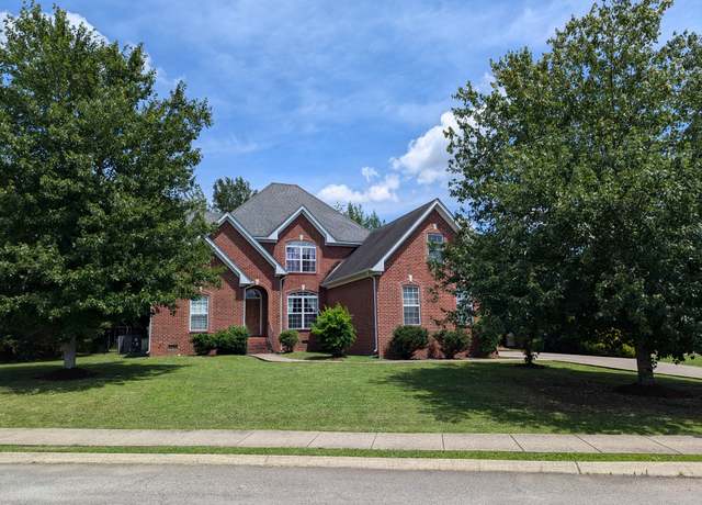 Property at 114 Tambark Cir, Murfreesboro, TN 37128, 4 beds, 3.5 baths