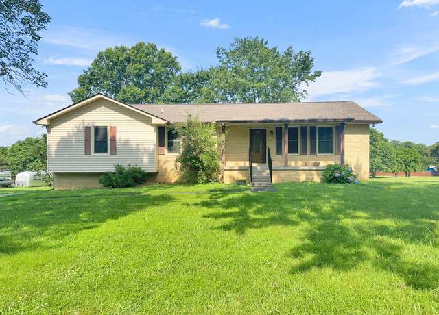 Property at 402 Poplar Pl, Mount Juliet, TN 37122, 3 beds, 3 baths