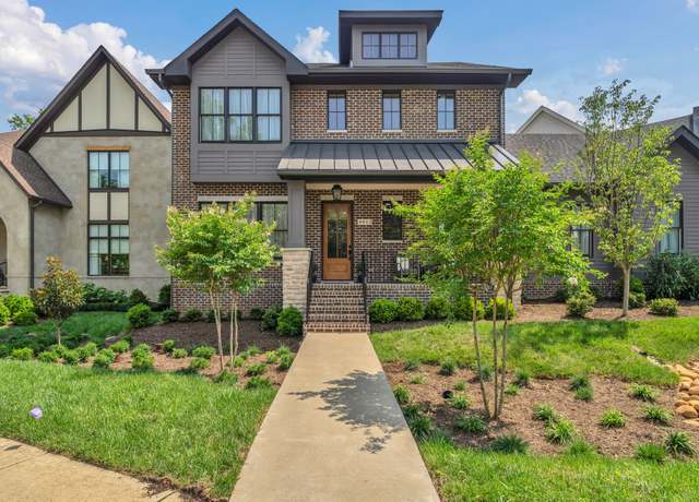 Property at 4411 Westlawn Dr, Nashville, TN 37209, 9 beds, 5.5 baths