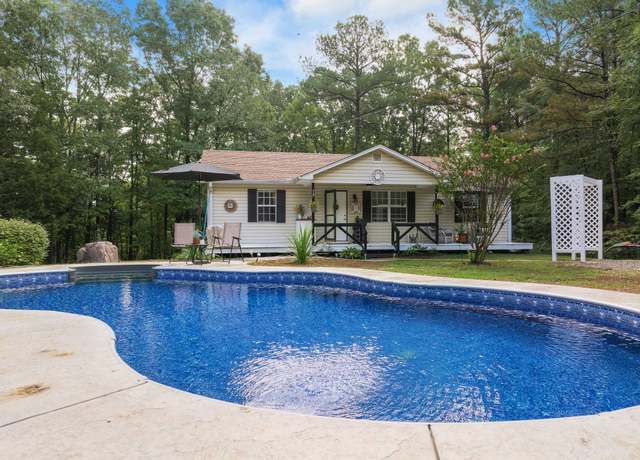Property at 5935 Old Stage Rd, Huntingdon, TN 38344, 2 beds, 2 baths