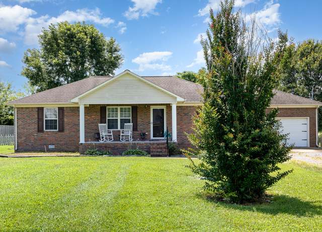 Property at 2308 Forrest Fields Dr, Chapel Hill, TN 37034, 3 beds, 2 baths