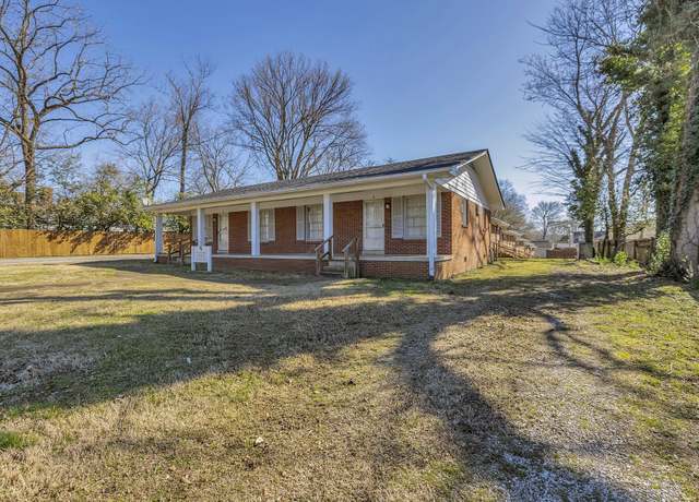 Property at 123 S Sam Davis Ave, Pulaski, TN 38478, 4 beds, 3 baths