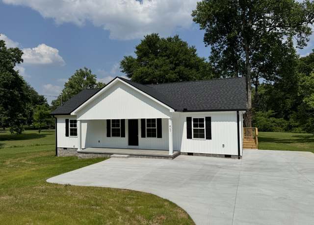 Property at 617 Kingree Rd, Shelbyville, TN 37160, 3 beds, 2 baths