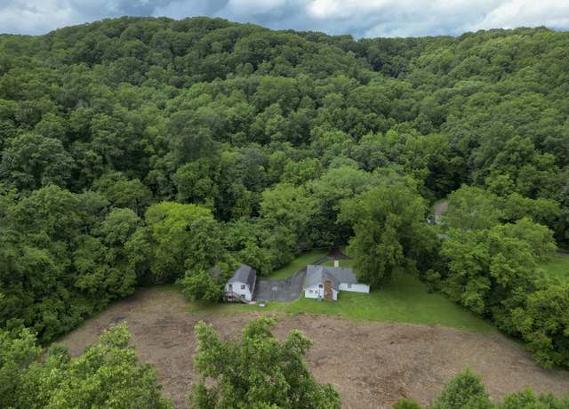 Property at 5092 Seymour Hollow Rd, Whites Creek, TN 37189, 3 beds, 2 baths