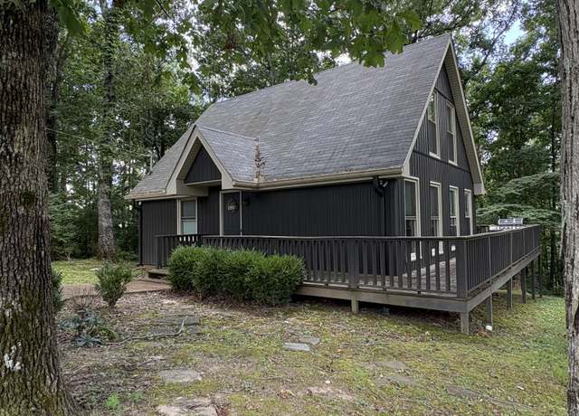 Property at 1144 Chestnut Dr, Burns, TN 37029, 3 beds, 2 baths