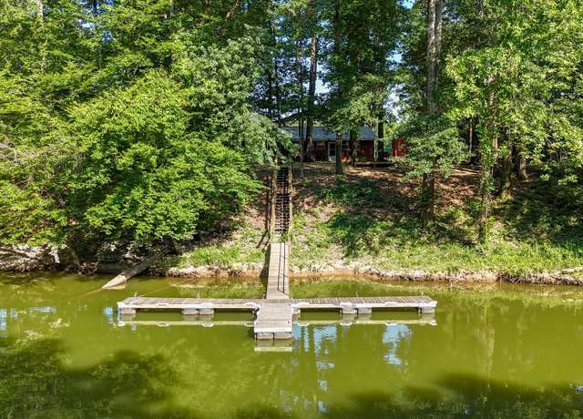 Property at 300 Teal Ln, Savannah, TN 38372
