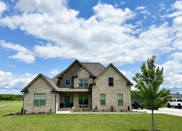 Property at 2092 Longview Rd, Bell Buckle, TN 37020, 3 beds, 3 baths