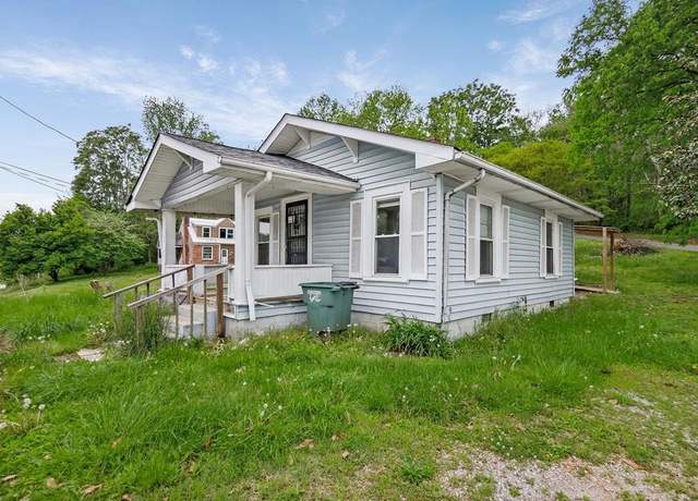 Property at 147 Mayberry St, Sparta, TN 38583, 3 beds, 1 bath