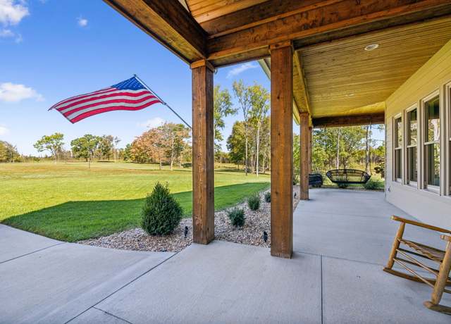 Property at 1249 Wilson School Rd, Chapel Hill, TN 37034, 1 bed, 2 baths