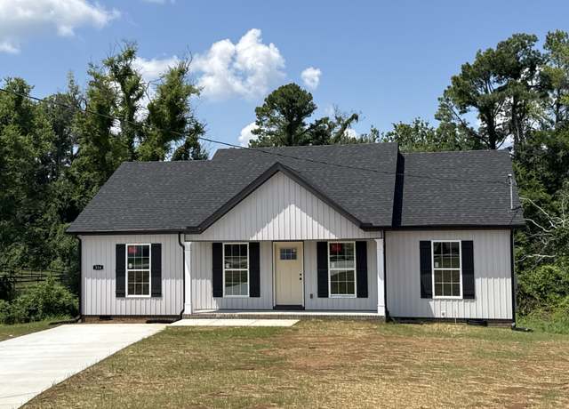 Property at 314 Lee Ln, Shelbyville, TN 37160, 3 beds, 2 baths