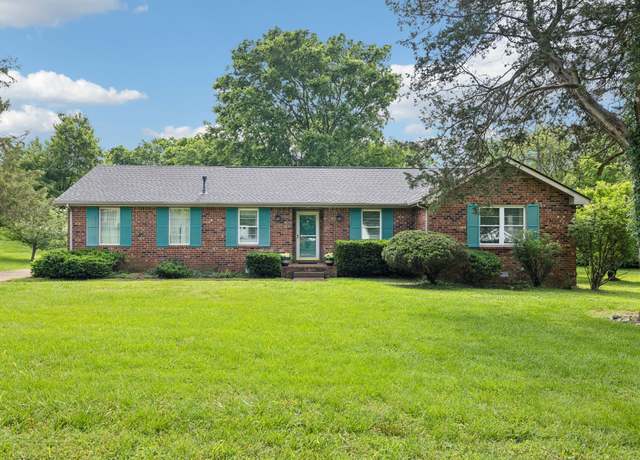 Property at 828 Stonebrook Blvd, Nolensville, TN 37135, 3 beds, 2 baths