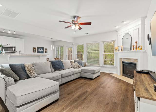 Property at 427 Lazy Creek Ln, Nashville, TN 37211, 4 beds, 3.5 baths