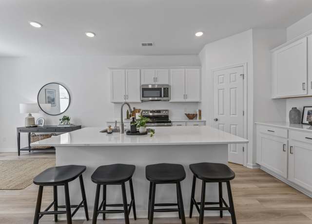 Property at 2900 Suzanne Landon Dr Unit E2, Murfreesboro, TN 37130, 3 beds, 2.5 baths