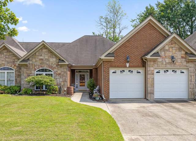 Property at 1364 Village Green Dr, Hixson, TN 37343, 2 beds, 2 baths