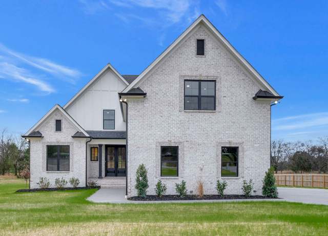 Property at 2120 Hamilton Chambers Rd, Lebanon, TN 37087, 3 beds, 3 baths