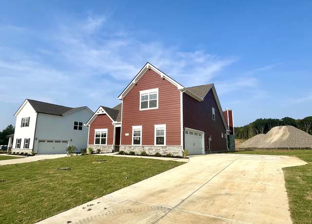 Property at 2630 Unitas Dr E, Murfreesboro, TN 37129, 4 beds, 3 baths