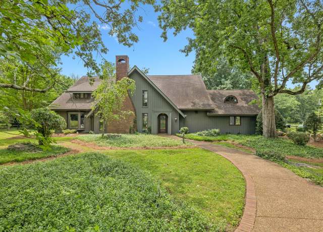 Property at 1695 Coles Ferry Pike, Lebanon, TN 37087, 4 beds, 3.5 baths