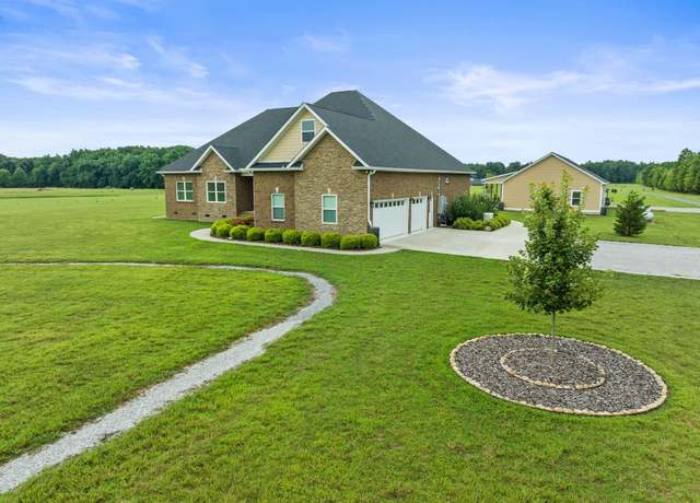 Property at 285 Hancock Ln, Tullahoma, TN 37388, 3 beds, 2 baths
