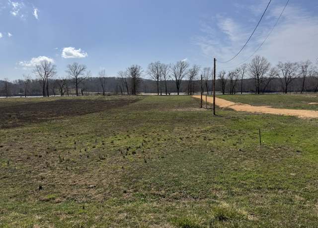 Property at 437 Hardin Bottom Rd, Clifton, TN 38425