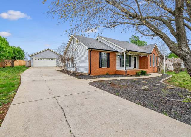 Property at 5224 Grassland Dr, Murfreesboro, TN 37129, 3 beds, 2 baths