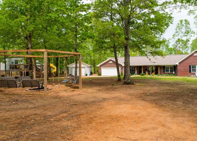 Property at 48 Sweet Springs Rd, Kelso, TN 37348, 5 beds, 4 baths