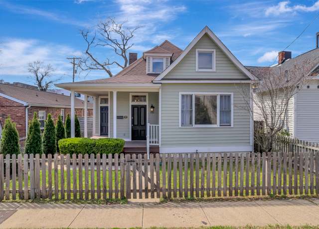 Property at 1077 2nd Ave S, Nashville, TN 37210, 3 beds, 2.5 baths