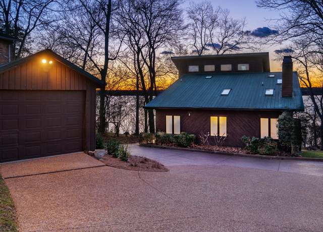 Property at 1002 Shadow Ln, Mount Juliet, TN 37122, 4 beds, 3 baths