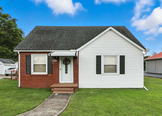Property at 807 S Main St, Elkton, KY 42220, 3 beds, 2 baths