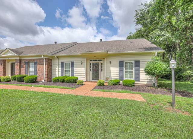 Property at 943 E Northfield Blvd, Murfreesboro, TN 37130, 3 beds, 2 baths