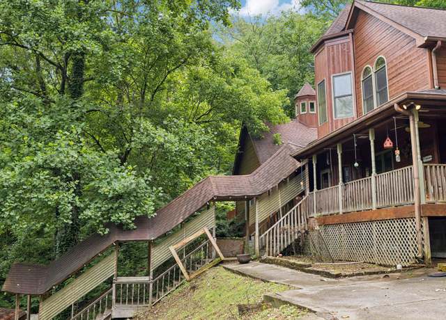 Property at 6441 Lickton Pike, Goodlettsville, TN 37072, 3 beds, 4 baths