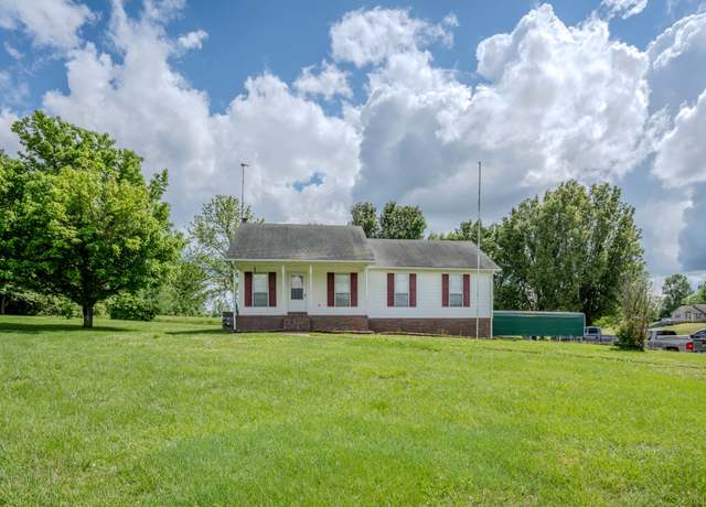 Property at 145 Lantz Rd, Lawrenceburg, TN 38464, 2 beds, 2 baths
