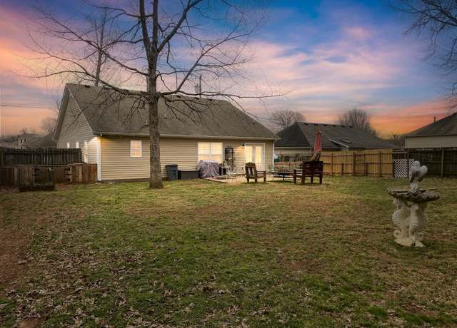Property at 1009 Niagra Way, Murfreesboro, TN 37129, 3 beds, 2 baths