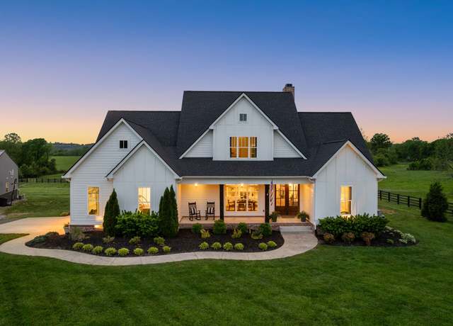 Property at 1253 Carters Creek Pike, Columbia, TN 38401, 4 beds, 3.5 baths