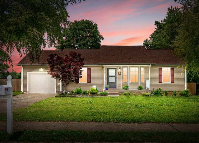 Property at 1055 Meshaw Trl, Clarksville, TN 37040, 3 beds, 2 baths