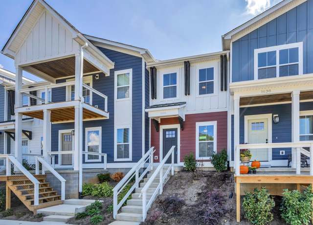 Property at 1594 S Watkins St, Chattanooga, TN 37404, 2 beds, 2.5 baths