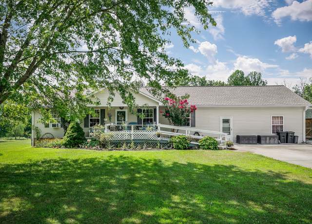 Property at 1565 Canada Flatt Rd, Cookeville, TN 38506, 3 beds, 2 baths