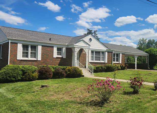 Property at 126 Riverside Dr, Centerville, TN 37033, 3 beds, 2 baths