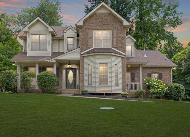 Property at 1231 Kensington Ct, Clarksville, TN 37043, 3 beds, 2.5 baths