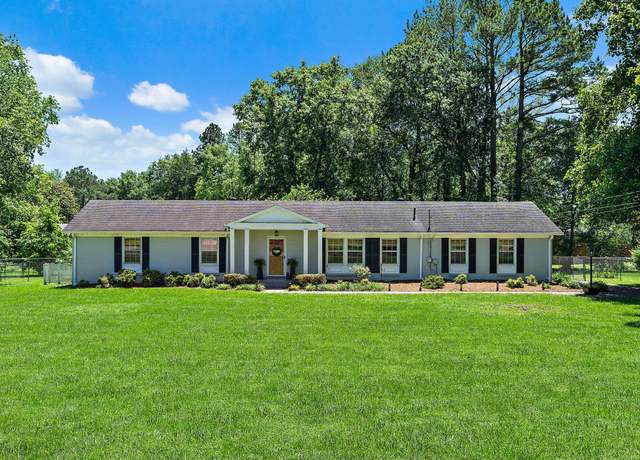 Property at 1899 Berrys Chapel Ct, Franklin, TN 37069, 3 beds, 2 baths