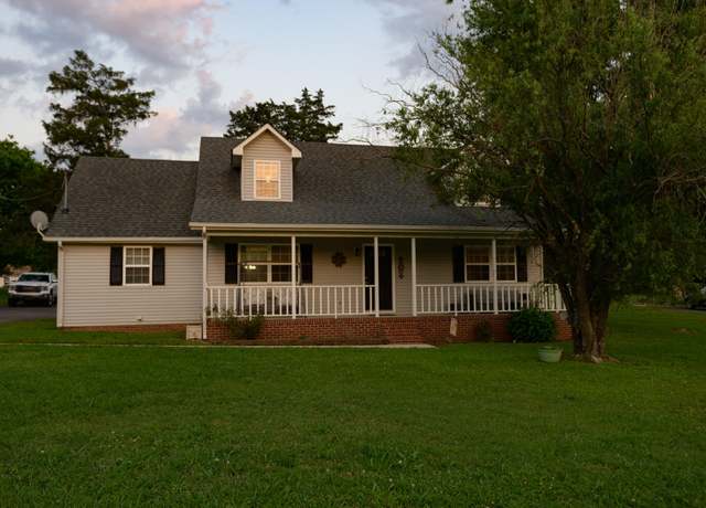 Property at 1304 Fairfield Pike, Shelbyville, TN 37160, 3 beds, 2.5 baths