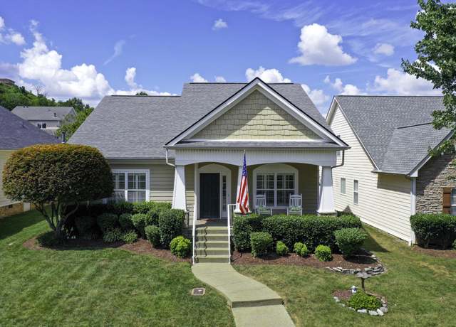 Property at 1610 Longmont Ct, Franklin, TN 37067, 3 beds, 2 baths