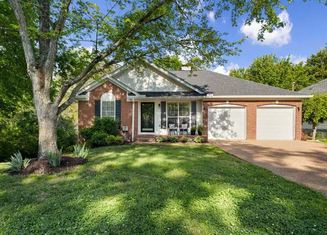 Property at 2561 Edinburgh St, Old Hickory, TN 37138, 3 beds, 2 baths