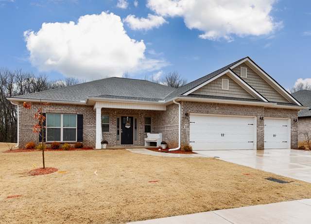 Property at 25161 Addlestone Dr, Athens, AL 35613, 4 beds, 3 baths