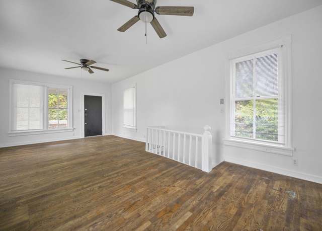 Property at 116 Ridge Rd, Chattanooga, TN 37411, 3 beds, 2 baths
