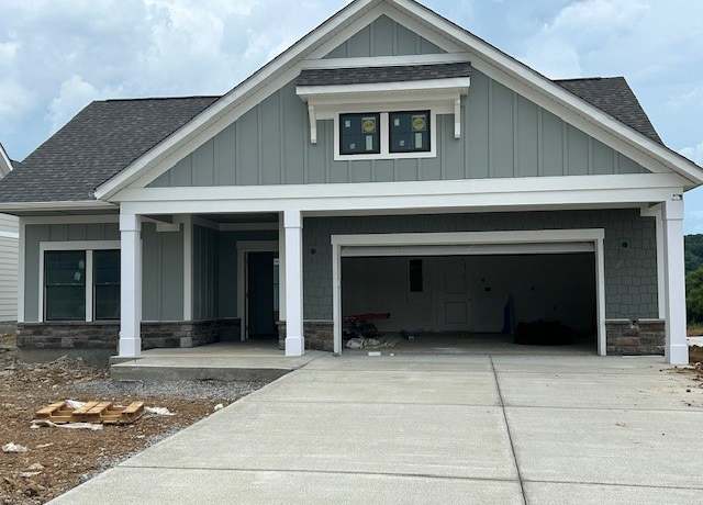 Property at 516 Restoration Dr, Smyrna, TN 37167, 2 beds, 2 baths