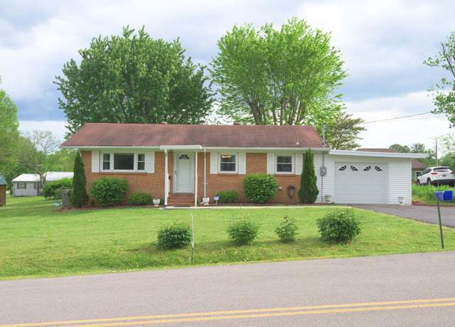 Property at 107 Hillis St, Mcminnville, TN 37110, 2 beds, 1 bath