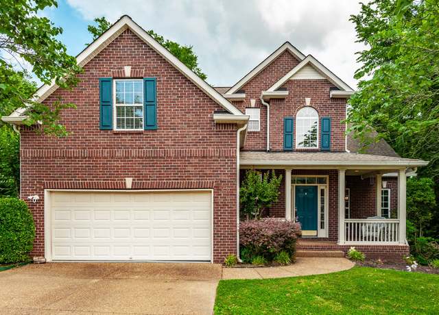 Property at 1040 Mansker Farm Blvd, Hendersonville, TN 37075, 4 beds, 3.5 baths