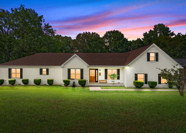 Property at 4845 Highway 41a S, Clarksville, TN 37043, 3 beds, 3 baths
